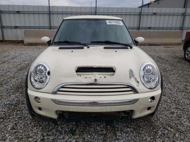 Photo 5 from auction – 2005 MINI COOPER S with VIN WMWRE33415TD94350