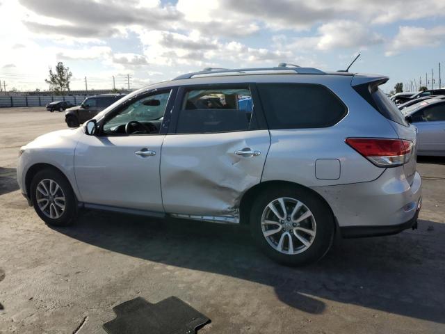 Photo 2 from auction – 2015 NISSAN PATHFINDER with VIN 5N1AR2MN0FC706089