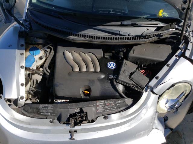 Photo 11 from auction – 2002 VOLKSWAGEN NEW BEETLE with VIN 3VWCK21C82M411896