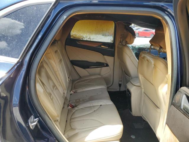 Photo 11 from auction – 2016 LINCOLN MKC SELECT with VIN 5LMCJ2C90GUJ23440