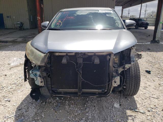 Photo 5 from auction – 2015 TOYOTA HIGHLANDER with VIN 5TDZKRFH7FS047289