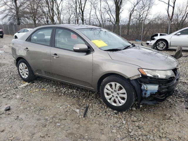 Zdjęcie 4 z aukcji – 2010 KIA FORTE EX z VIN KNAFU4A29A5068210