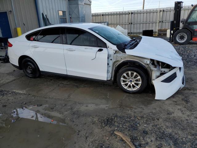 Photo 4 from auction – 2016 FORD FUSION S with VIN 3FA6P0G76GR110530
