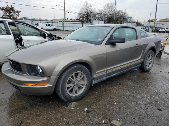 FORD MUSTANG 2005 with VIN 1ZVFT80N555163830 - Photo from auction