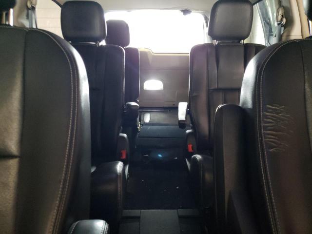 Photo 10 from auction – 2012 CHRYSLER TOWN & COU with VIN 2C4RC1BG4CR377407