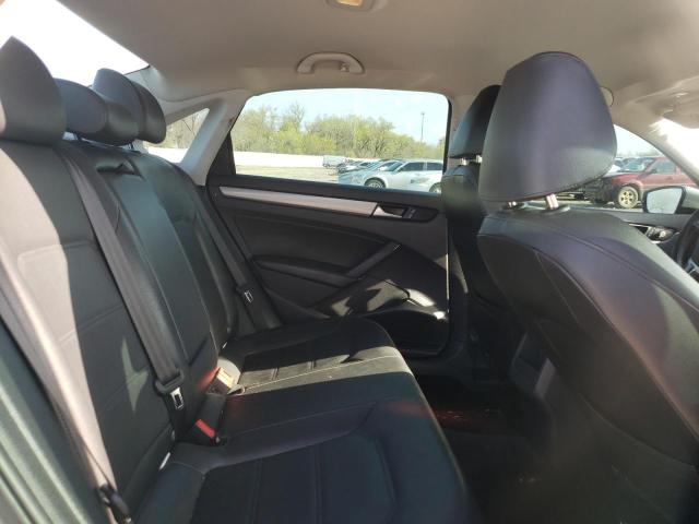Photo 10 from auction – 2015 VOLKSWAGEN PASSAT S with VIN 1VWAT7A34FC084034