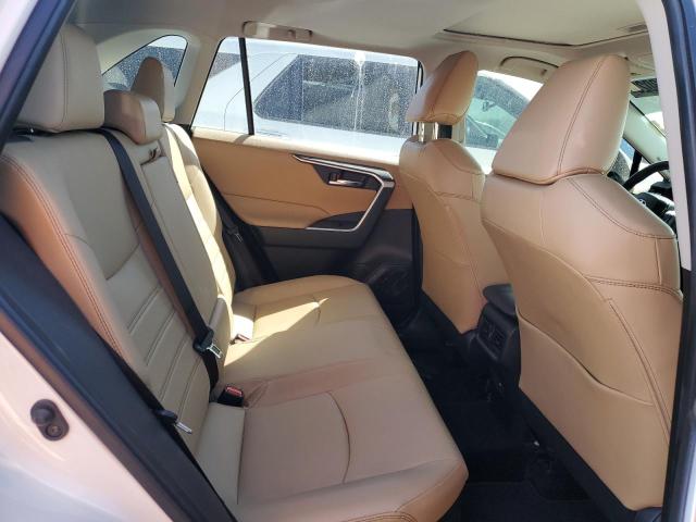 Photo 11 from auction – 2021 TOYOTA RAV4 XLE P with VIN JTMB6RFV2MD016908