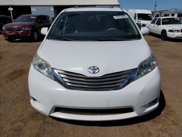 Photo 5 from auction – 2013 TOYOTA SIENNA XLE with VIN 5TDYK3DC8DS313660
