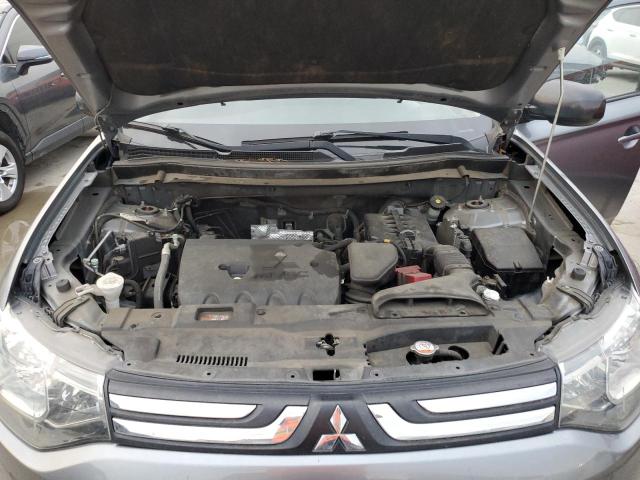 Photo 12 from auction – 2014 MITSUBISHI OUTLANDER with VIN JA4AD2A30EZ011929