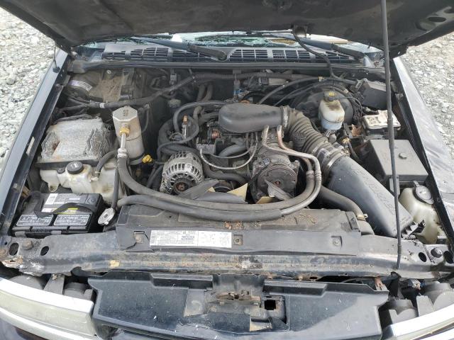 Photo 12 from auction – 2002 CHEVROLET BLAZER with VIN 1GNDT13W22K195340