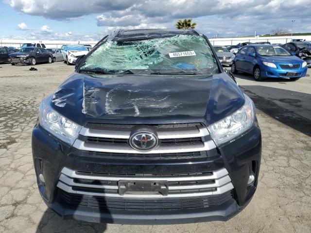 Photo 5 from auction – 2019 TOYOTA HIGHLANDER with VIN 5TDKZRFH1KS319570