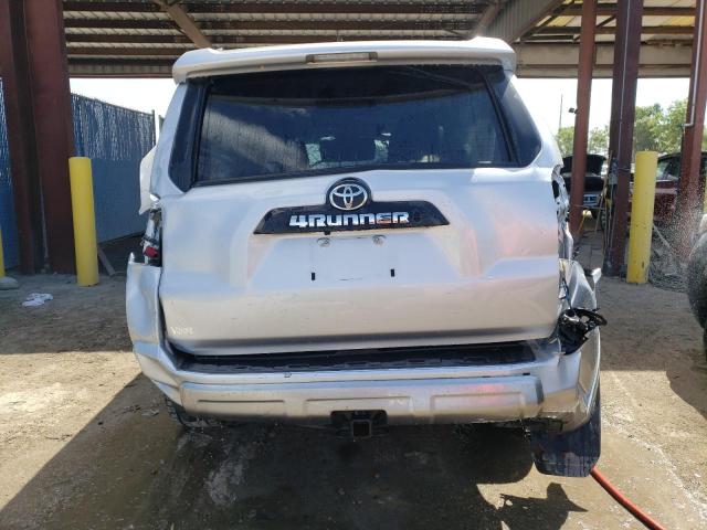 Photo 6 from auction – 2020 TOYOTA 4RUNNER SR with VIN JTEBU5JR3L5810197