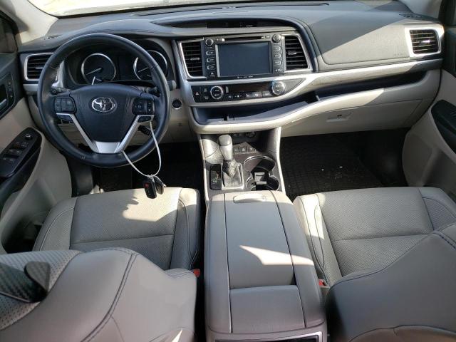 Photo 8 from auction – 2017 TOYOTA HIGHLANDER with VIN 5TDDZRFH0HS447316