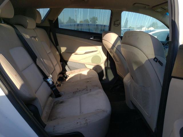 Photo 11 from auction – 2017 HYUNDAI TUCSON LIM with VIN KM8J33A48HU594948