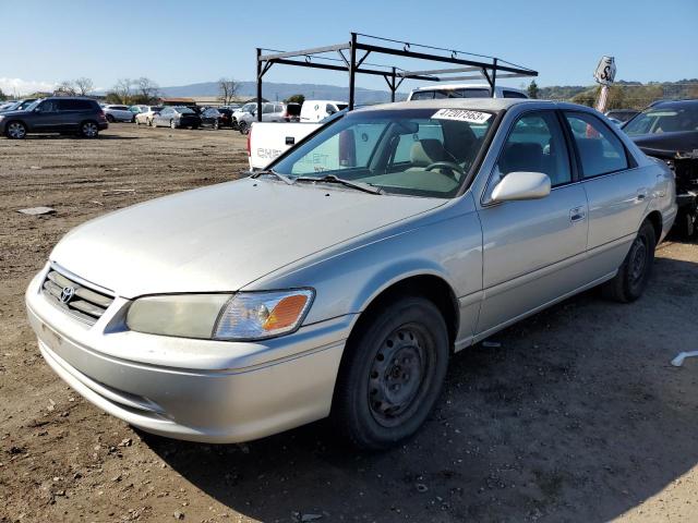 Photo 1 from auction – 2001 TOYOTA CAMRY CE with VIN 4T1BG22K71U067697