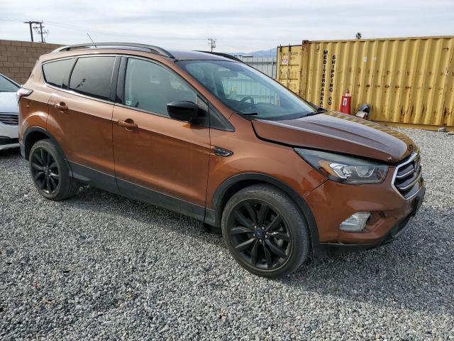 Photo 4 from auction – 2017 FORD ESCAPE SE with VIN 1FMCU9GD2HUC88425