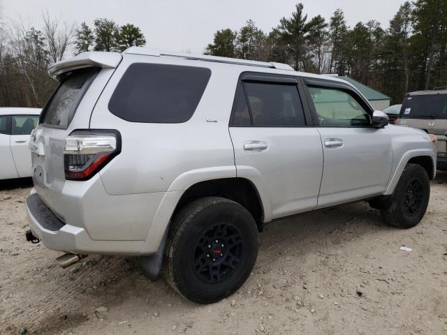 Photo 3 from auction – 2017 TOYOTA 4RUNNER SR with VIN JTEBU5JR3H5406985