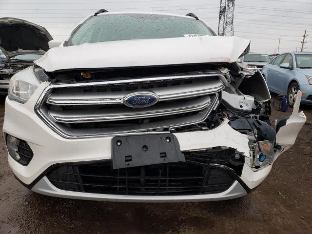 Photo 5 from auction – 2017 FORD ESCAPE SE with VIN 1FMCU9GD4HUD09095