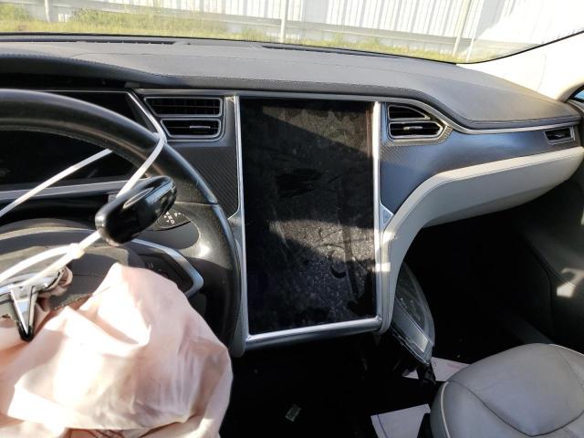 Photo 9 from auction – 2013 TESLA MODEL S with VIN 5YJSA1DP4DFP27586