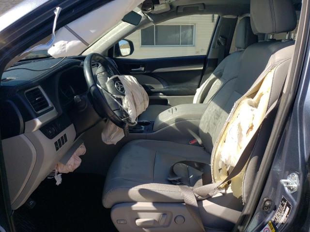 Photo 7 from auction – 2018 TOYOTA HIGHLANDER with VIN 5TDJZRFH2JS492010