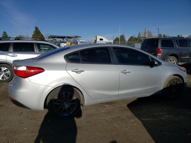 Photo 3 from auction – 2015 KIA FORTE LX with VIN KNAFK4A64F5400571