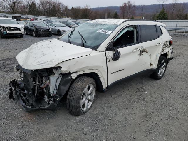 JEEP COMPASS LA 2019 with VIN 3C4NJDBB2KT629743 - Photo from auction