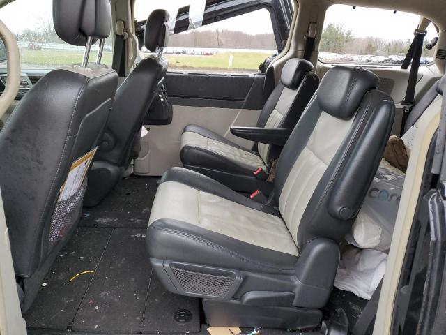 Photo 11 from auction – 2010 CHRYSLER TOWN & COU with VIN 2A4RR5D11AR299903