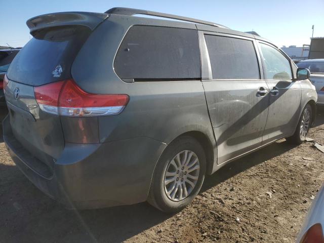 Photo 3 from auction – 2014 TOYOTA SIENNA XLE with VIN 5TDYK3DC1ES455396