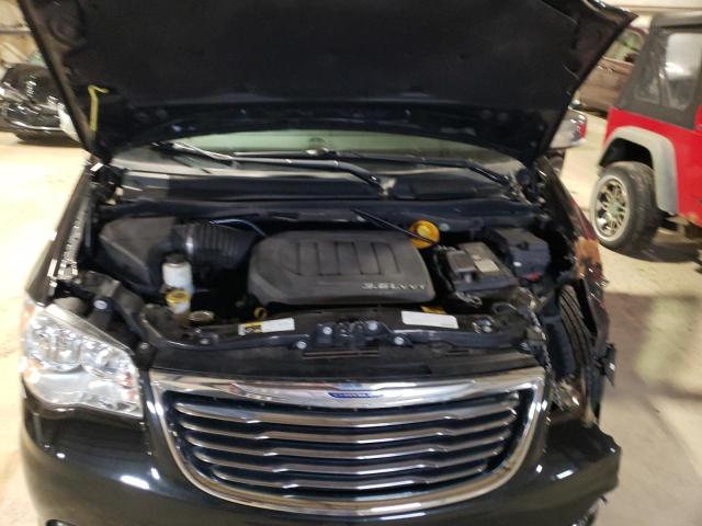 Photo 11 from auction – 2016 CHRYSLER TOWN & COU with VIN 2C4RC1CG5GR232784