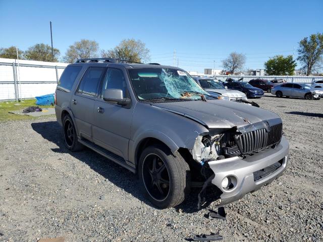 Photo 4 from auction – 2003 LINCOLN NAVIGATOR with VIN 5LMFU28R93LJ28083