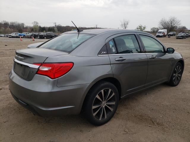 Photo 3 from auction – 2013 CHRYSLER 200 TOURIN with VIN 1C3CCBBBXDN683515