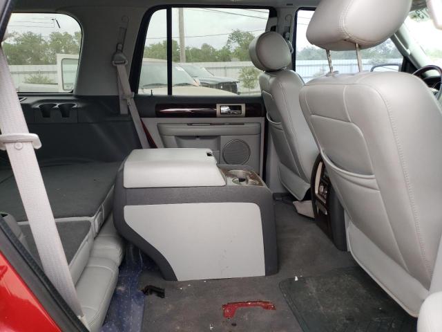 Photo 11 from auction – 2005 LINCOLN NAVIGATOR with VIN 5LMFU27565LJ13185