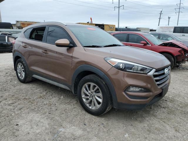 Photo 4 from auction – 2017 HYUNDAI TUCSON LIM with VIN KM8J3CA49HU314986