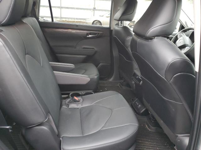 Photo 11 from auction – 2023 TOYOTA HIGHLANDER with VIN 5TDXBRCH9PS571198