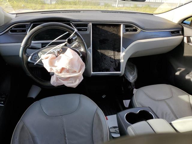 Photo 8 from auction – 2013 TESLA MODEL S with VIN 5YJSA1DP4DFP27586