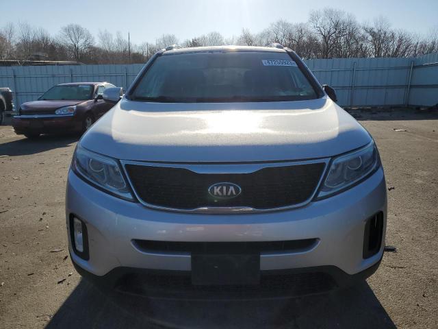 Photo 5 from auction – 2014 KIA SORENTO LX with VIN 5XYKTCA68EG482660