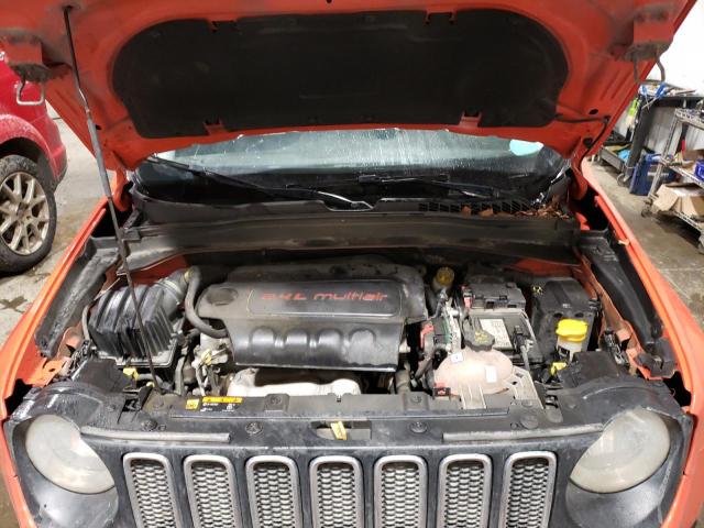 Photo 11 from auction – 2017 JEEP RENEGADE L with VIN ZACCJBBB3HPG40150