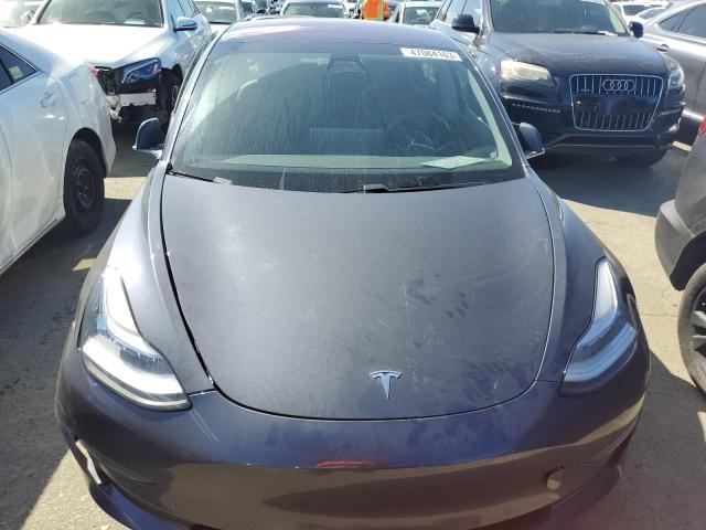 Photo 5 from auction – 2018 TESLA MODEL 3 with VIN 5YJ3E1EA8JF003995