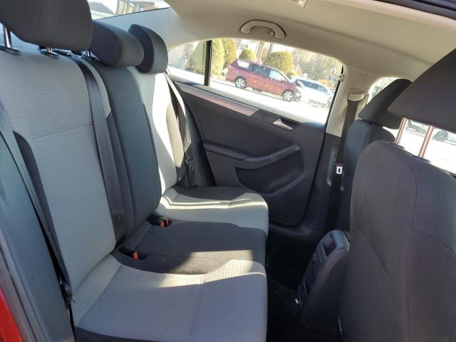 Photo 10 from auction – 2017 VOLKSWAGEN JETTA S with VIN 3VW2B7AJ4HM293121