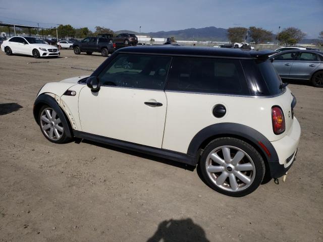 Photo 2 from auction – 2008 MINI COOPER S with VIN WMWMF73508TV35627