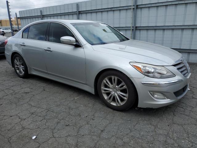 Photo 4 from auction – 2012 HYUNDAI GENESIS 3. with VIN KMHGC4DD5CU206854