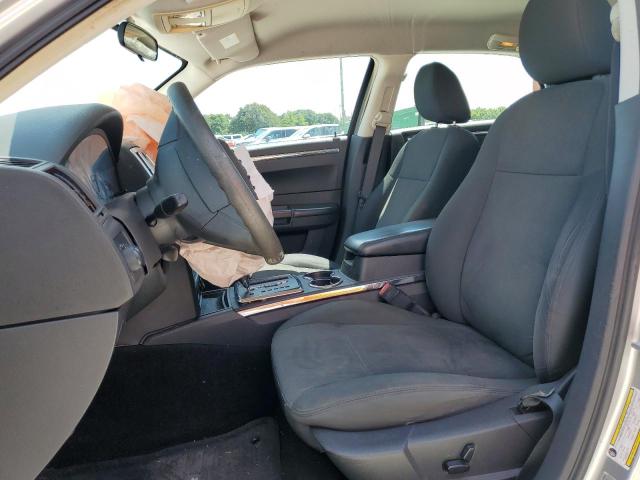 Photo 7 from auction – 2009 CHRYSLER 300 LX with VIN 2C3KA43D29H581932