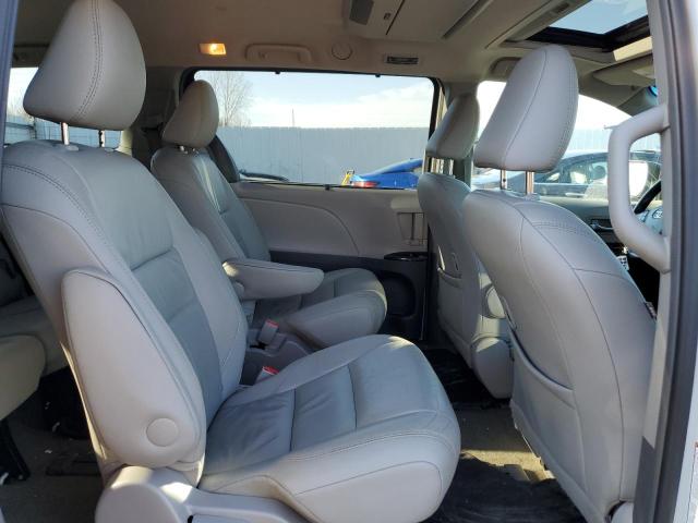 Photo 11 from auction – 2017 TOYOTA SIENNA XLE with VIN 5TDDZ3DC2HS187859