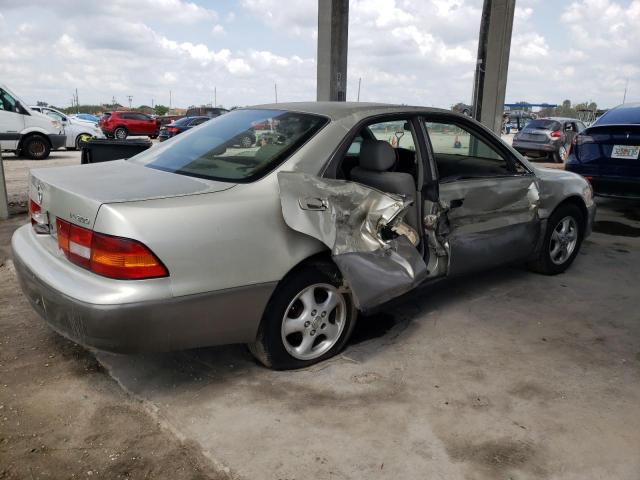 Photo 3 from auction – 1997 LEXUS ES 300 with VIN JT8BF22G3V0077075
