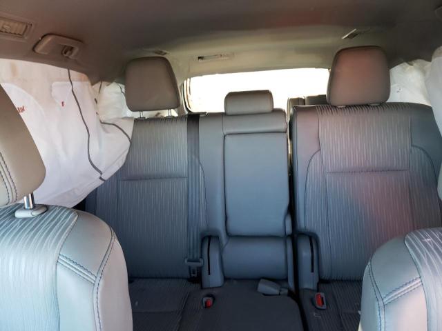 Photo 11 from auction – 2019 TOYOTA HIGHLANDER with VIN 5TDBZRFH1KS988910