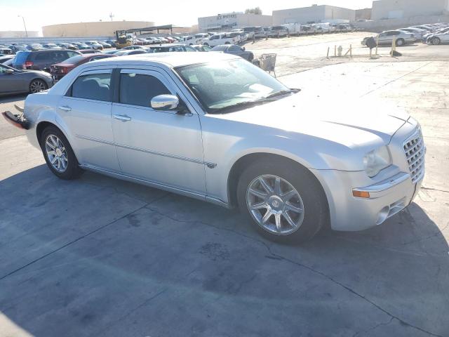 Photo 4 from auction – 2005 CHRYSLER 300C with VIN 2C3JA63H35H105449