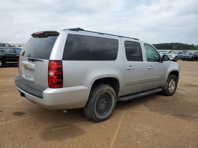 Photo 3 from auction – 2013 CHEVROLET SUBURAN c with VIN 1GNSCHE02DR155150