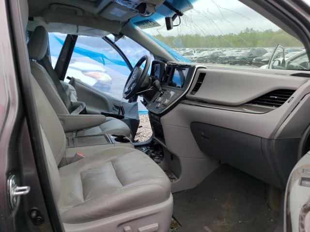 Photo 7 from auction – 2015 TOYOTA SIENNA XLE with VIN 5TDYK3DC6FS618559