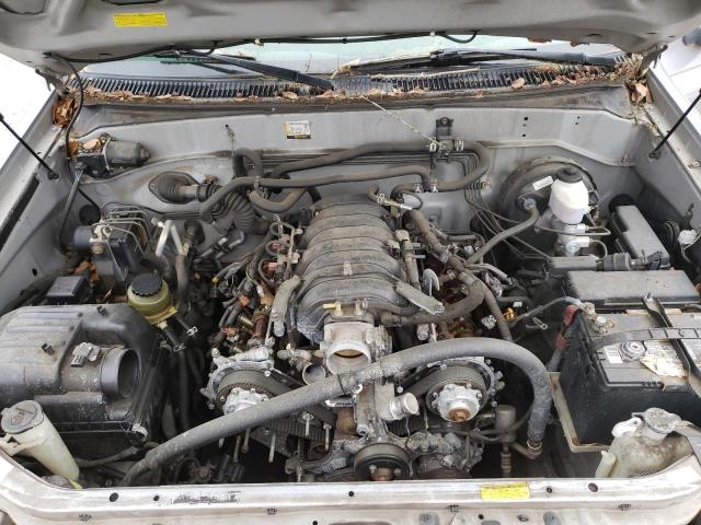 Photo 12 from auction – 2005 TOYOTA SEQUOIA SR with VIN 5TDZT34A15S243890