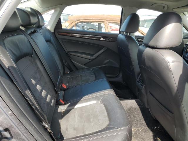 Photo 10 from auction – 2015 VOLKSWAGEN PASSAT SEL with VIN 1VWCT7A36FC020943
